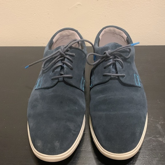 Clarks Men\'s Denner Motion Suede Oxford Shoes - Navy and Taupe. ‎ Size 8. main image 4